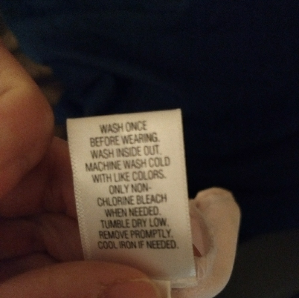 Sleevless blouse - Picture 4 of 5